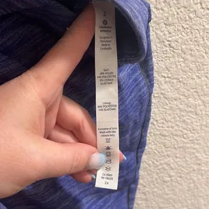 ✨Lululemon &go Where To Sz 2 Heather Blue Skirt✨ thumbnail 9