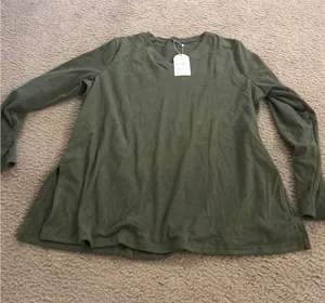 C445 woman 2xl long sleeve green top shirt warm comfy extra soft thumbnail 1
