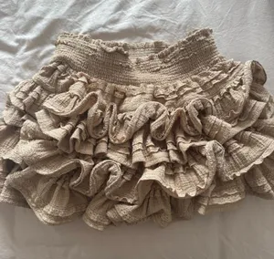 Shopthemuse mini skirt Tan thumbnail 1