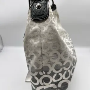 Coach Kristen Shoulder Bag Op Art Ombre Gray Fabric and Leather Purse 16793 thumbnail 4