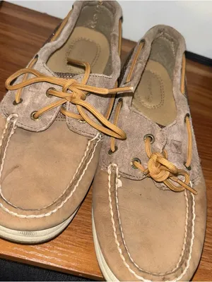 Sperry women’s Tan Suede size 7M thumbnail 1