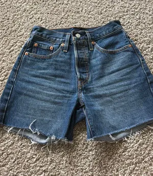 Levi’s Dad Shorts thumbnail 1