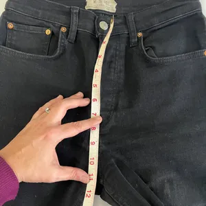 We The Free Skinny Jeans Womens 28 Black Good Distressed Raw Hem High Rise thumbnail 7