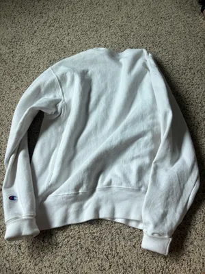 champion crewneck  thumbnail 3