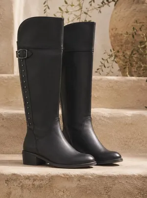 VINCE CAMUTO Womens Size 6 Studded Back Knee High Black Leather Riding Boots thumbnail 1