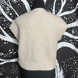 Sincerely Jules Cream Sweater Vest Sz M thumbnail 4