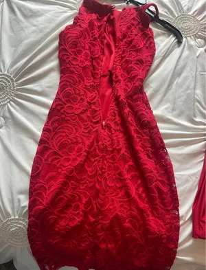 Red Lace Dress thumbnail 3