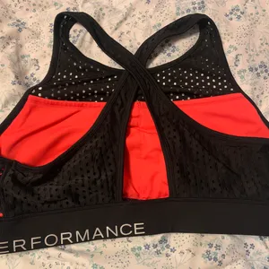 Calvin Klein Sports Bra plus Free Gift thumbnail 2