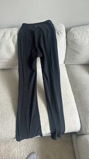 Lululemon Yoga Pants Black thumbnail 1