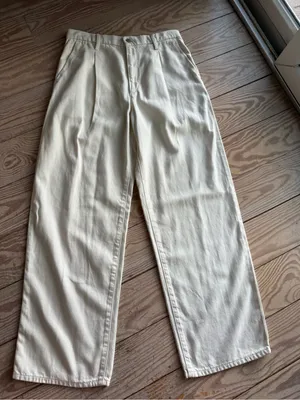 Uniqlo Wide Straight High Rise Jeans Off-White size m 8-10 thumbnail 1