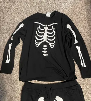 Serra Aldi Skeleton Halloween Pajamas thumbnail 2