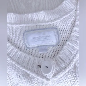 VINTAGE AMERICAN EAGLE Women’s Chunky Cable Knit Sweater thumbnail 4