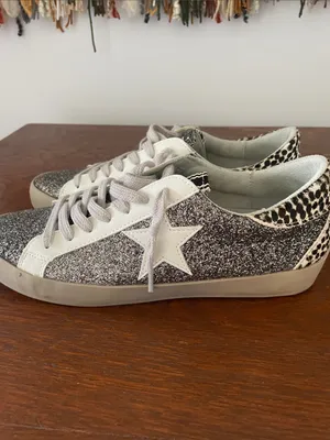 Glitter sneakers women’s size 6 Silver thumbnail 2