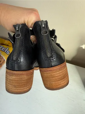 Kork-Ease Jardin Buckle Strap Black Leather Ankle Bootie Back Zip Size 7 thumbnail 5