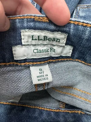 L.L. Bean Classic Fit Jeans Size 8 thumbnail 5