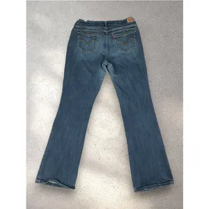 Levi's 515 Bootcut Jeans Women's 12M (32x30) Dark Wash Flap Pockets Western Y2K thumbnail 3