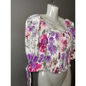 Express Blouse Womens Medium Pink Purple Floral Smocked Puff Sleeve Cropped Top thumbnail 3