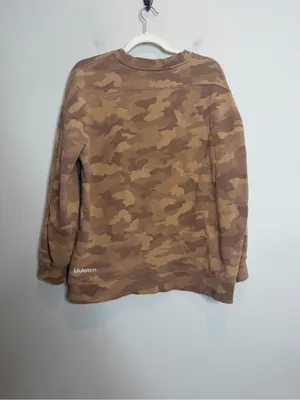 Lululemon Perfectly Oversized Crew Size 8 Heritage 365 Camo Beige Sweatshirt thumbnail 4