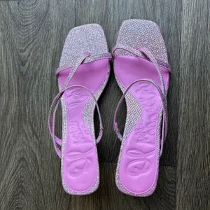 Olivia Miller Angelic Glitter Pink Strappy Kitten Heel Sandal Size 8 thumbnail 5