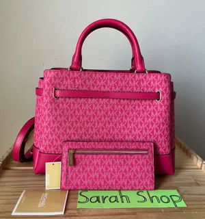 Michael Kors Purse Set thumbnail 2