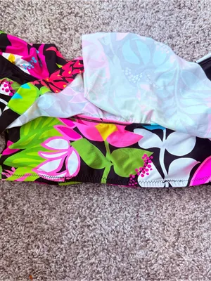 Trina Turk Ruffled Off shoulder Floral Bikini Top thumbnail 2