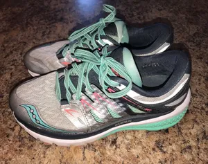 Saucony Zealot ISO 2 Women's Size 7.5 Silver Mint Black Running Shoes S10314-1 thumbnail 1