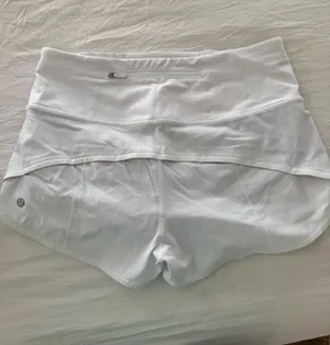 Lululemon Shorts  thumbnail 2