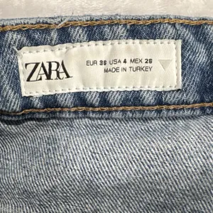 Zara Womens High Rise Wide Leg Jeans Blue Denim SIze 4 Grunge Streetwear Hipster thumbnail 3