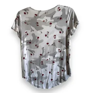 Hollister Womens Tee Sz XS Gray White Camo Camouflage Flowers Pocket Easy‎ Top thumbnail 5