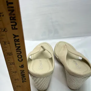 CRYSTAL QUEEN NEW BEIGE WEDGE SANDAL W/WOVEN TRIM SZ‎ 7.5-8 3.5” Wedge heel thumbnail 5