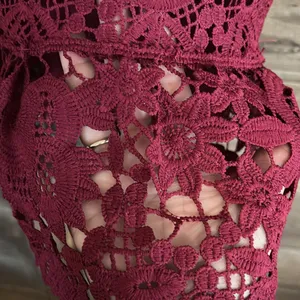 Romeo & Juliet Couture wine-colored lace‎ cutout dress Size Medium Crochet thumbnail 3