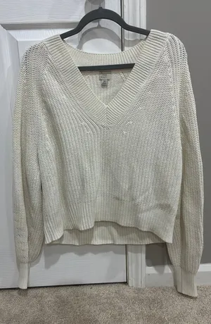 Sweater thumbnail 1