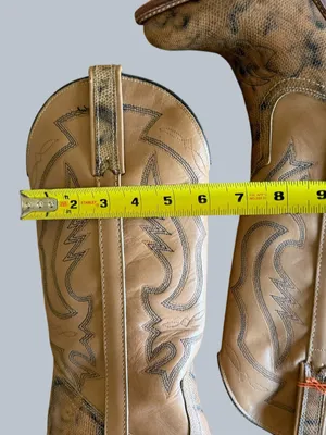 Miss Capezio Vintage Women's Embroidered Leather Stacked Heel Boot Size 5 thumbnail 9