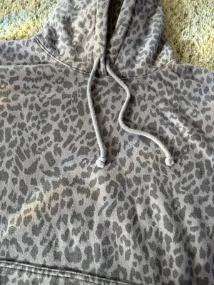 American Eagle Oversized Sweatshirt thumbnail 2