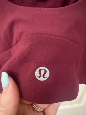 Focuser High-Neck Bra C/D in burgundy Bay thumbnail 5