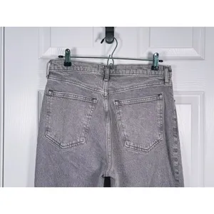 Abercrombie & Fitch 90s Straight Ultra High Rise Jeans Size 30 (10) Gray Y2K thumbnail 6