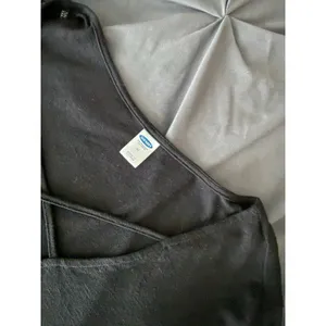 Old Navy Womens black top-M thumbnail 3