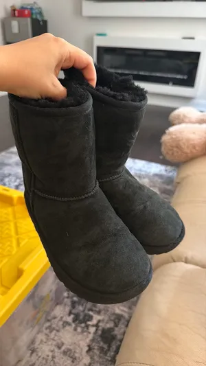 UGG Boots Black thumbnail 6