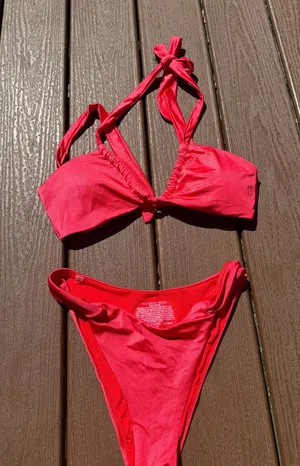 Victoria's Secret Bikini thumbnail 1