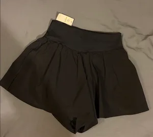 OFFLINE By Aerie Real Me Crossover Flowy Short Black Size XS nwot thumbnail 2