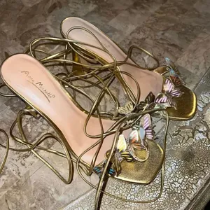 NWT Lace up gold butterfly heels Anne Michelle strappy size 9 thumbnail 5