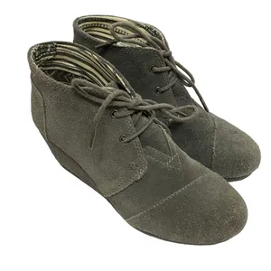 Toms Suede Desert Wedge Bootie Dark Gray Size 6.5‎ thumbnail 2