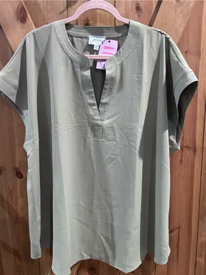 NWT Perch By Blu Pepper Plus Size Women’s Blouse thumbnail 1