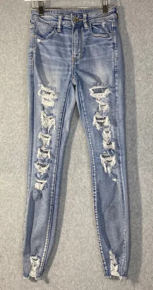 American Eagle Skinny Jeans Womens Sz 2 Light Wash Ripped Distressed EUC Stretch thumbnail 1