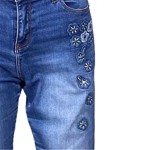 DESIGUAL EXOTIC Celana jeans- Pakaian Jadi Wanita- floral appliqué Size 30 EUC thumbnail 5