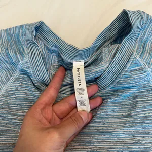 Athleta Women’s Top thumbnail 2
