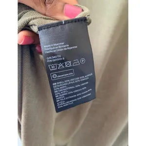 H&M Olive Khaki Green Long Sleeve Top Women Medium Fall Minimalist Chic thumbnail 5