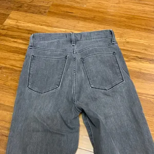 Abercrombie & Fitch‎ Super Skinny Ankle High Rise Gray Jeans Womens Size 24 Rips thumbnail 5