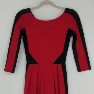 Amanda‎ Uprichard Women's Racer Dress Size P Petite Red Black Mini 3/4 Sleeve thumbnail 2