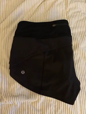 Lululemon Speed Up Shorts 2.5" Black 8 thumbnail 2